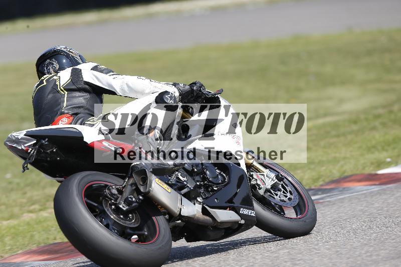 /45 10.08.2025 Plüss Moto Sport ADR/Freies Fahren/backside